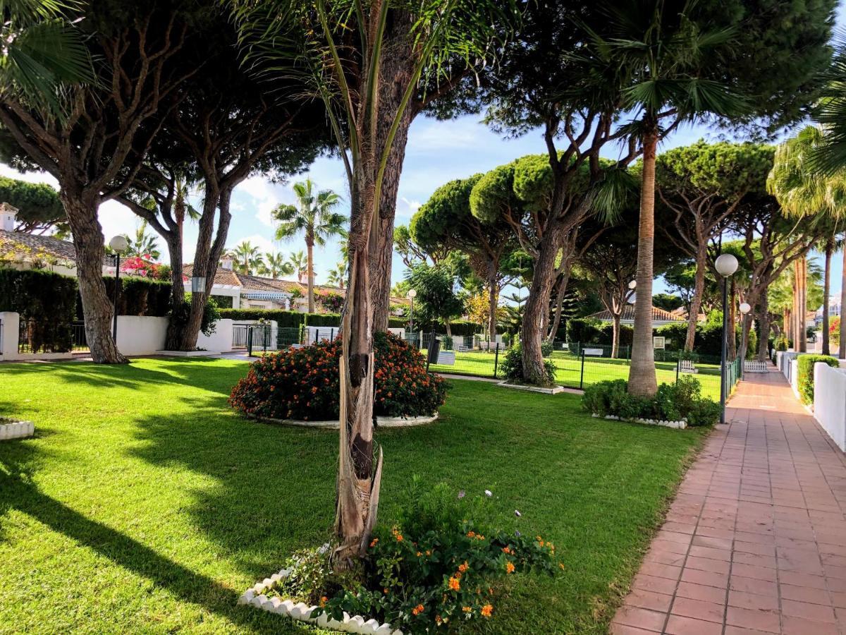 Apartamento Zinna Chiclana de la Frontera Bagian luar foto