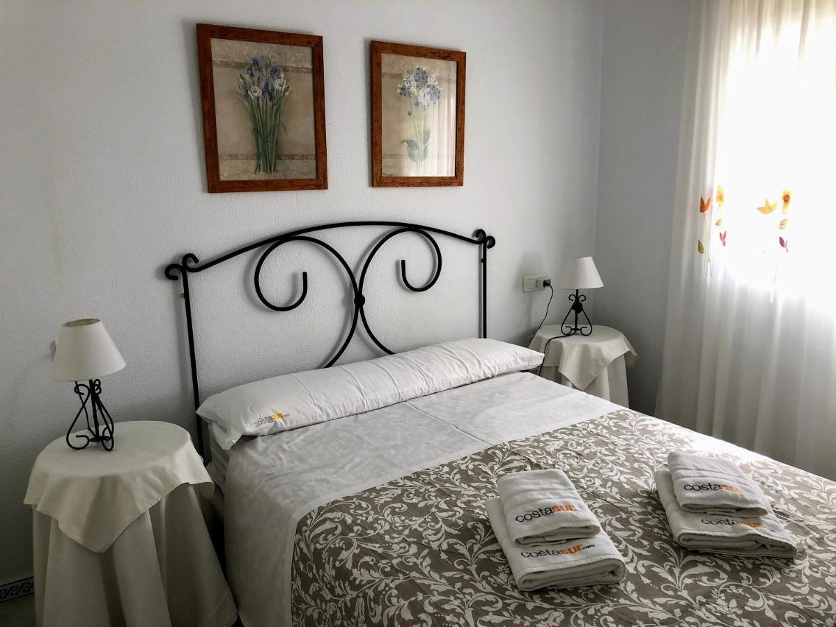 Apartamento Zinna Chiclana de la Frontera Bagian luar foto